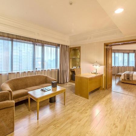 Hotel Silverland Dongguan  Exterior foto
